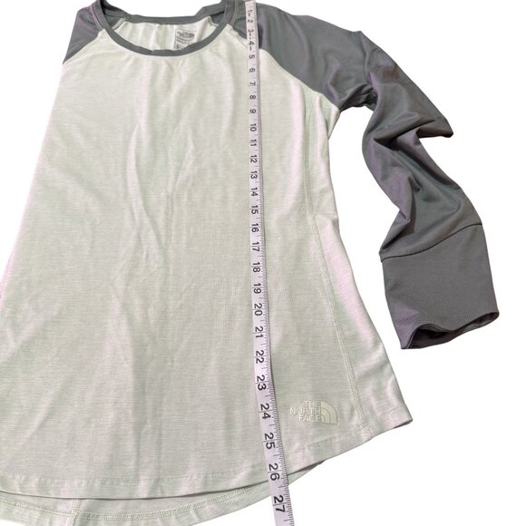 The North Face Flashdry Womens Light & Thyme Green Stretch Long Sleeve Size L - Picture 6 of 7